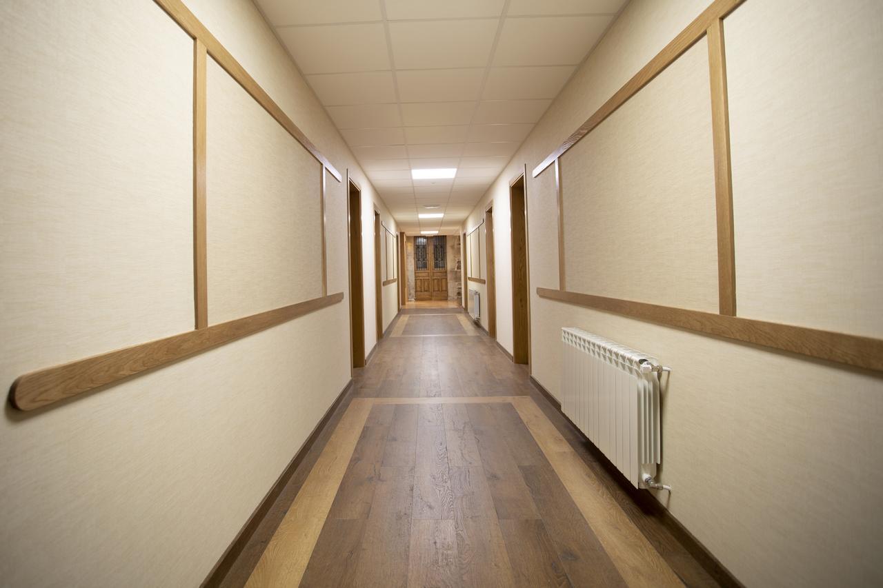 Hotel Novoa 萨里亚 外观 照片