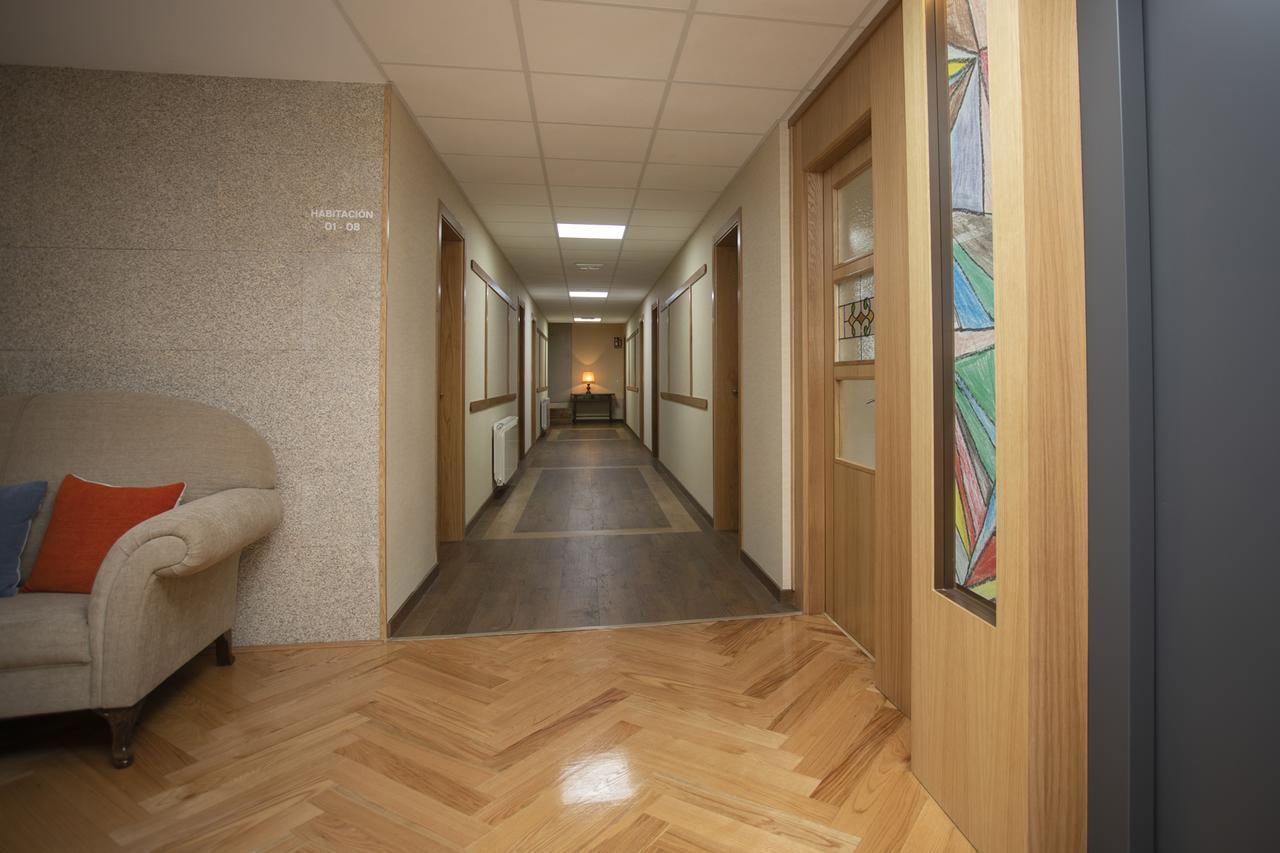 Hotel Novoa 萨里亚 外观 照片