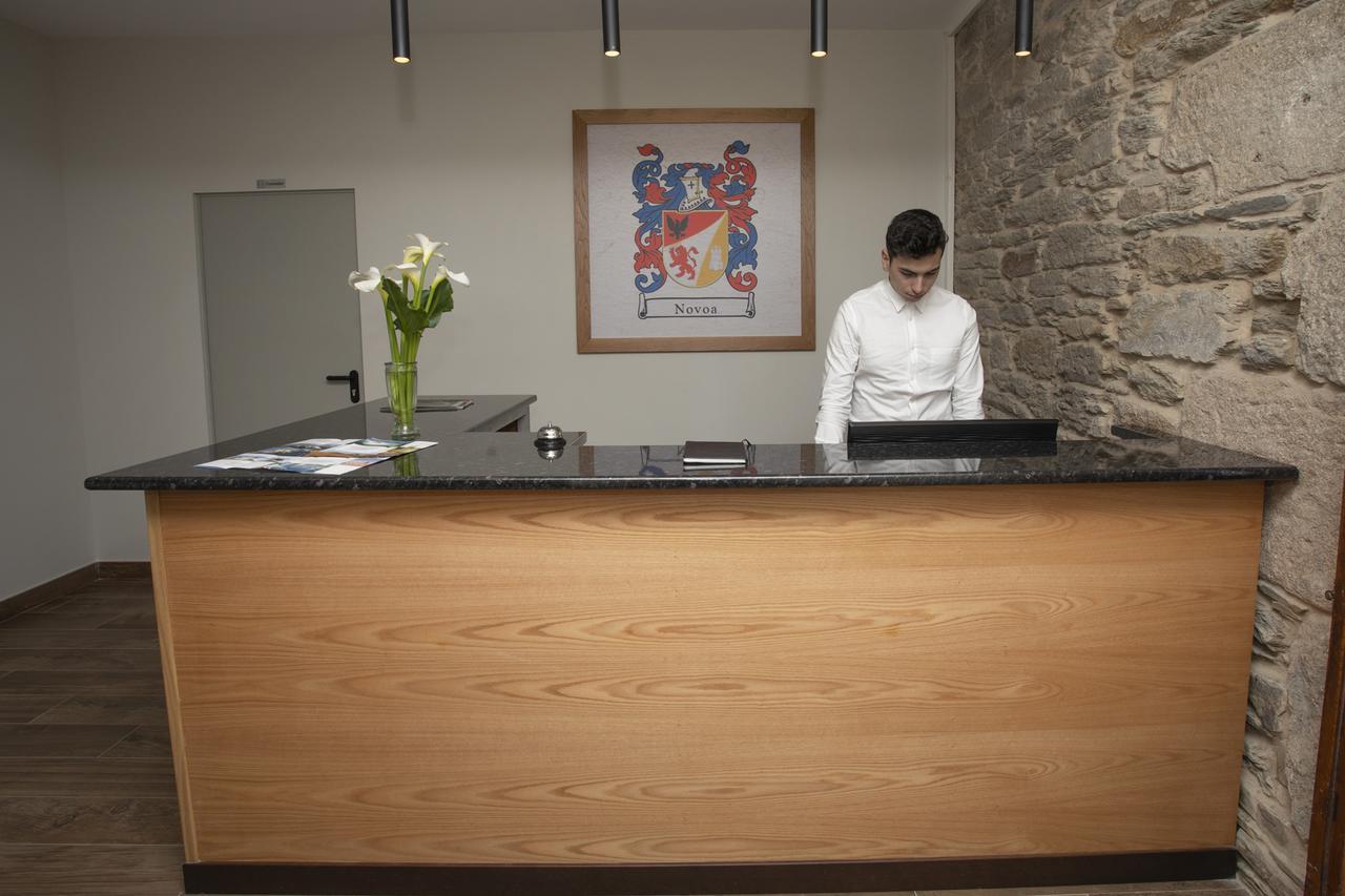 Hotel Novoa 萨里亚 外观 照片
