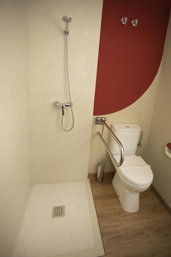 Hotel Novoa 萨里亚 外观 照片