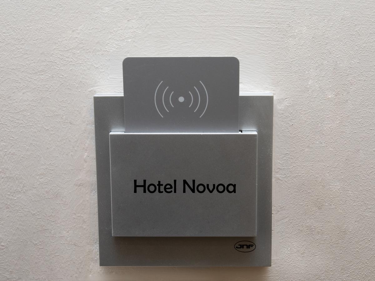Hotel Novoa 萨里亚 外观 照片